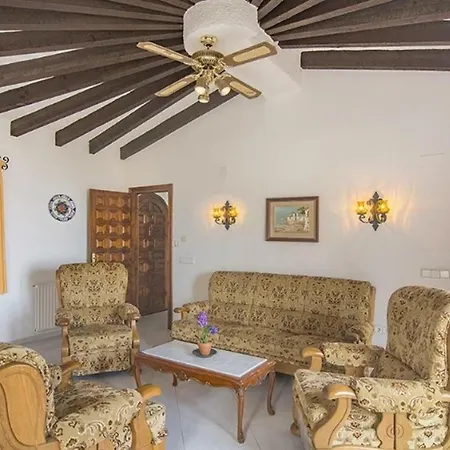 Villas Guzman - Bodega Blue Βίλα Κάλπε